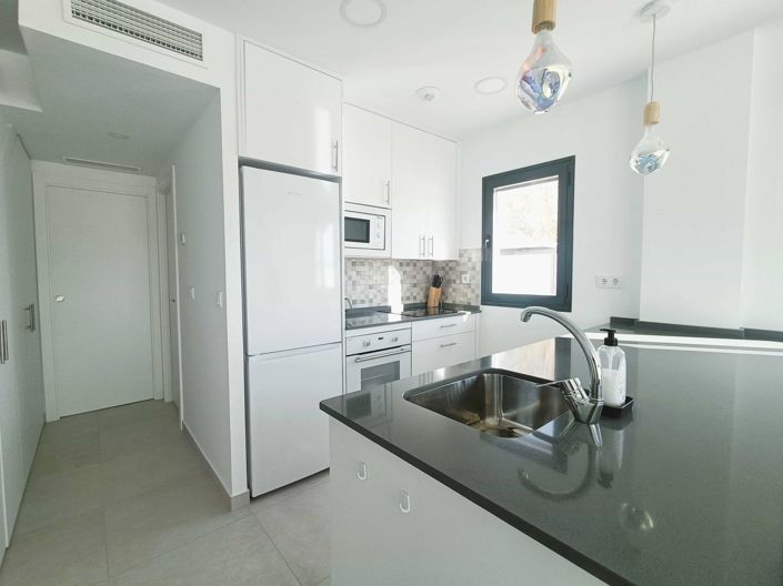 Image No.9-3 Bed Townhouse for sale