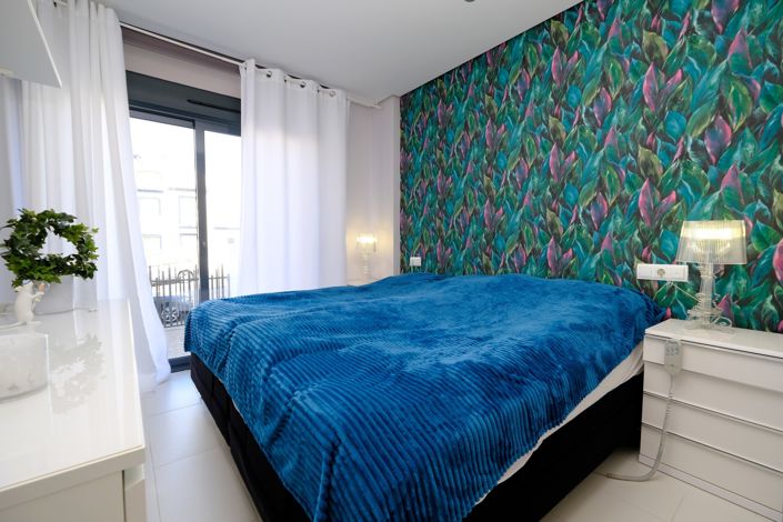 Image No.14-2 Bed Property for sale