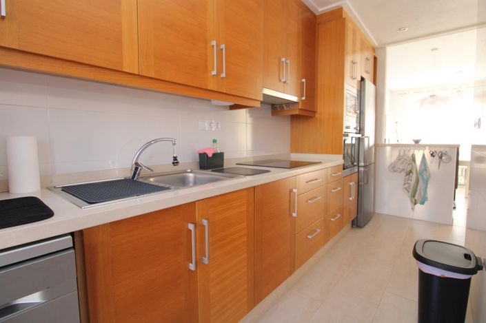 Image No.10-2 Bed Townhouse for sale