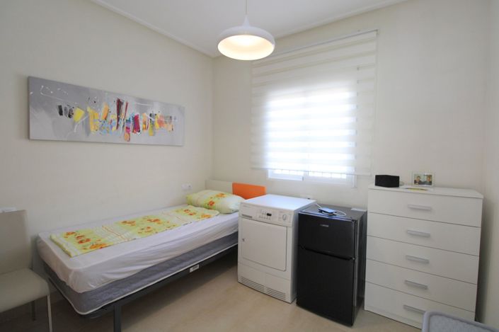 Image No.11-2 Bed Townhouse for sale