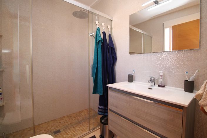 Image No.21-2 Bed Townhouse for sale