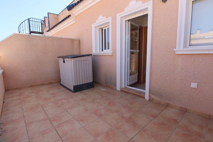 Image No.22-2 Bed Townhouse for sale