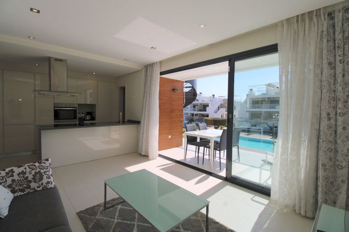 Image No.2-Propriété de 2 chambres à vendre à Punta Prima