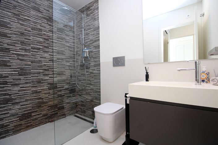 Image No.4-2 Bed Property for sale