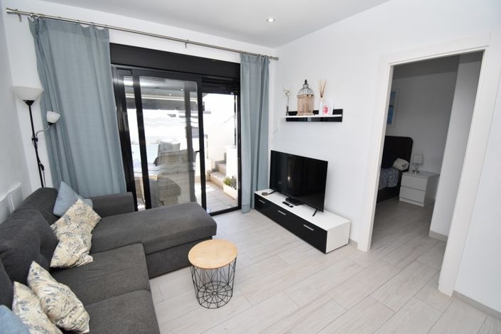 Image No.14-2 Bed Property for sale