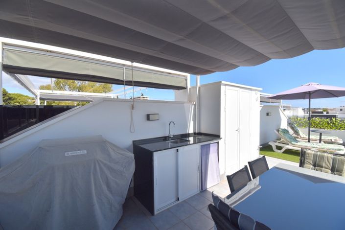 Image No.20-2 Bed Property for sale