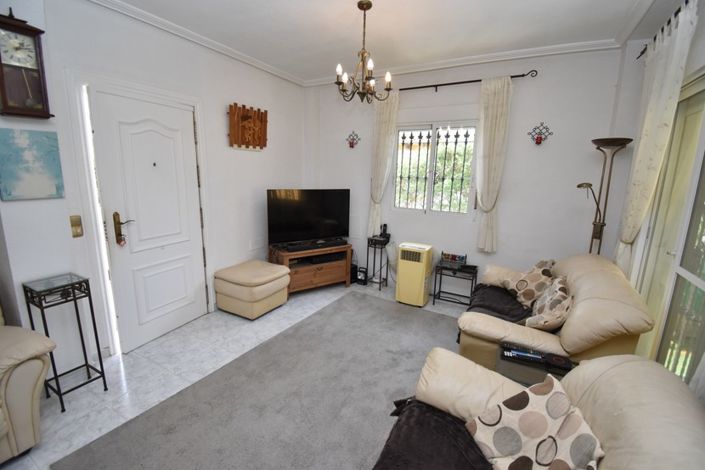 Image No.15-2 Bed Villa for sale