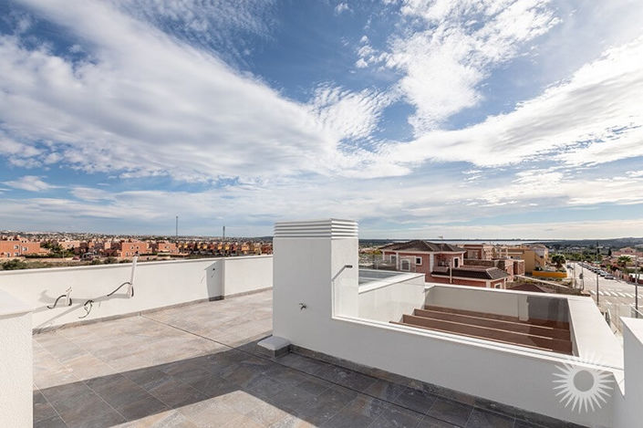 Image No.17-4 Bed Villa for sale