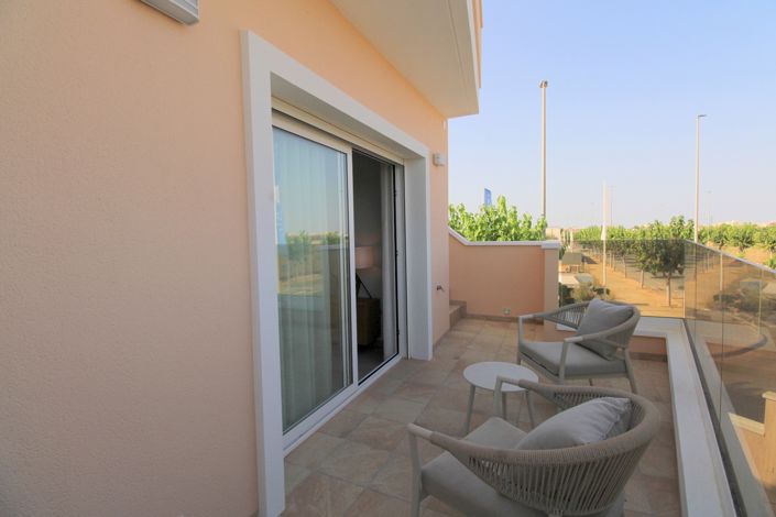 Image No.19-3 Bed Apartment for sale