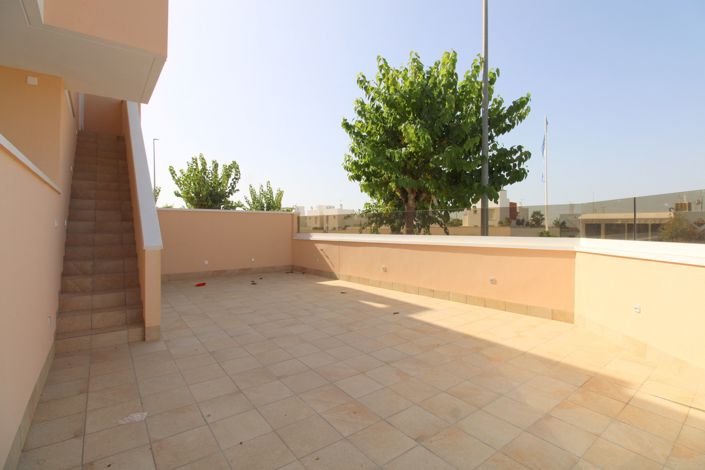 Image No.23-3 Bed Apartment for sale