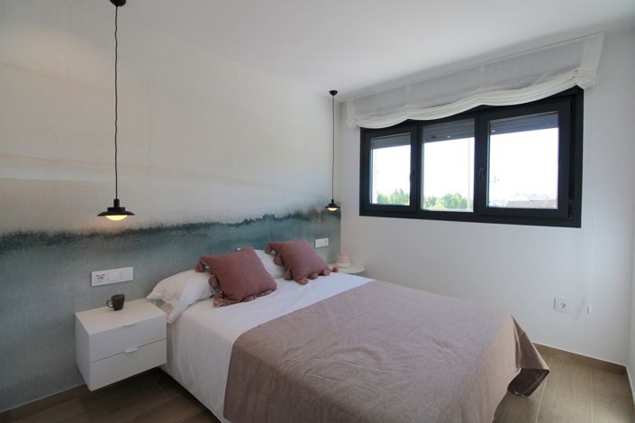 Image No.2-3 Bed Apartment for sale