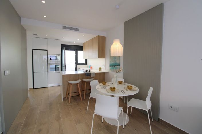 Image No.5-3 Bed Apartment for sale