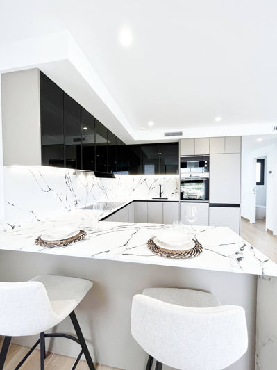 Image No.10-3 Bed Villa for sale