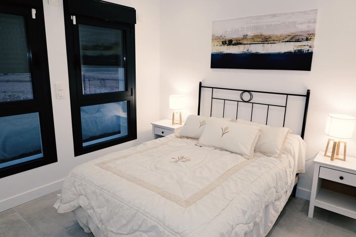 Image No.12-2 Bed Apartment for sale