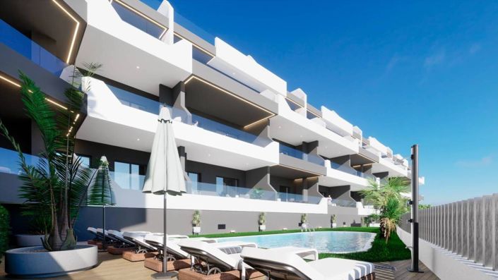 Image No.1-4 Bed Apartment for sale