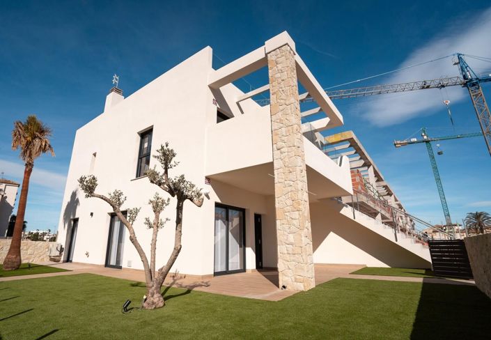 Image No.1-3 Bed Apartment for sale