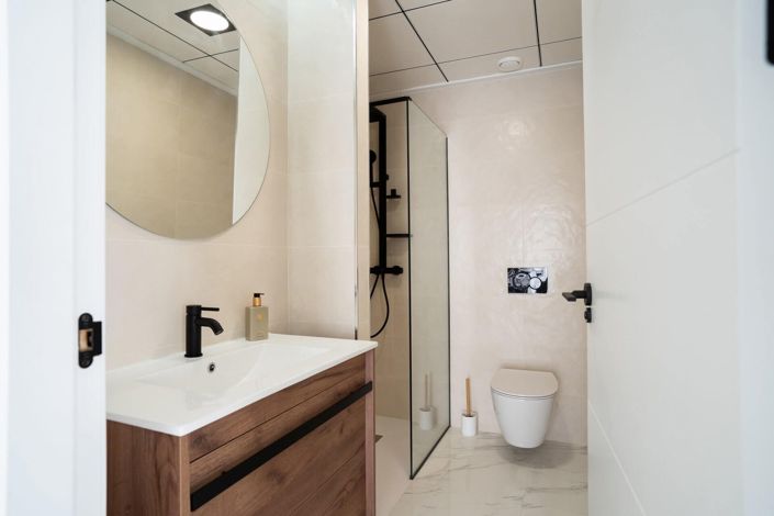 Image No.10-3 Bed Apartment for sale