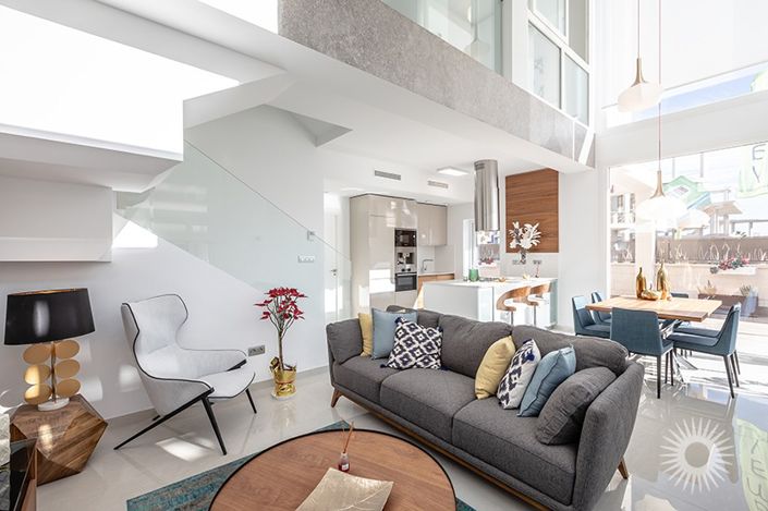 Image No.2-5 Bed Villa for sale