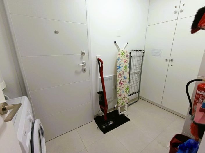 Image No.10-3 Bed Villa for sale