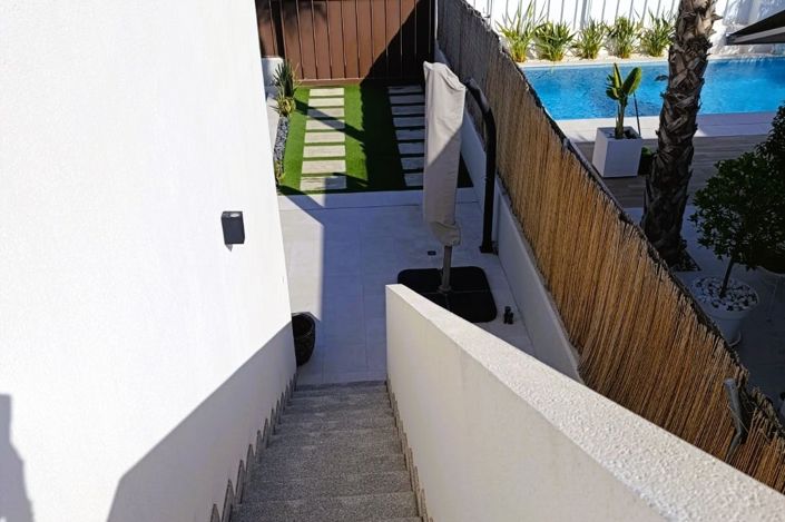 Image No.14-3 Bed Villa for sale