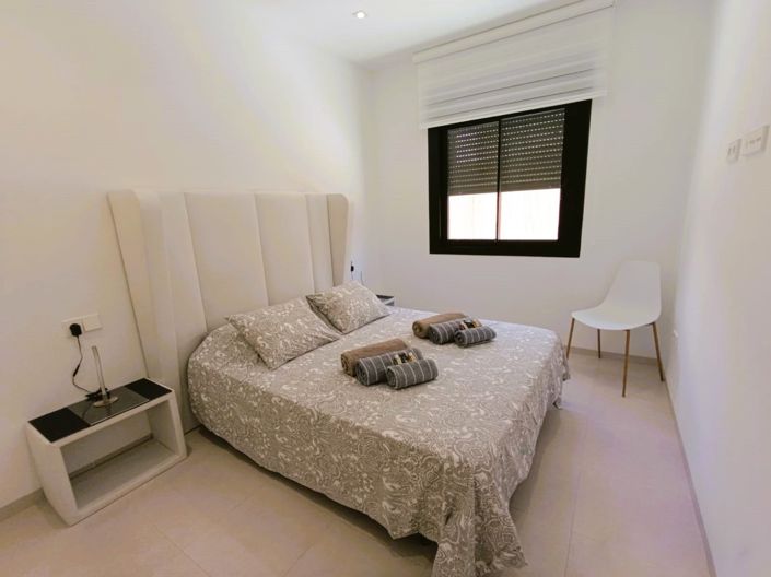 Image No.3-3 Bed Villa for sale