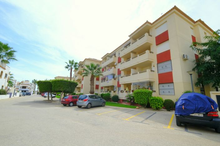 Image No.1-2 Bed Property for sale