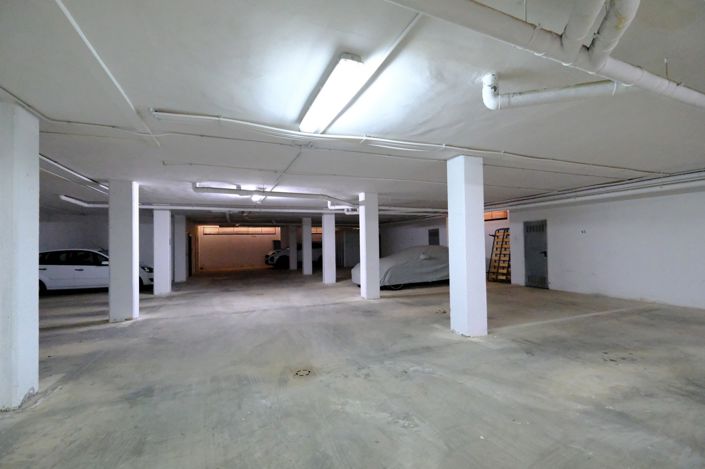 Image No.15-2 Bed Property for sale