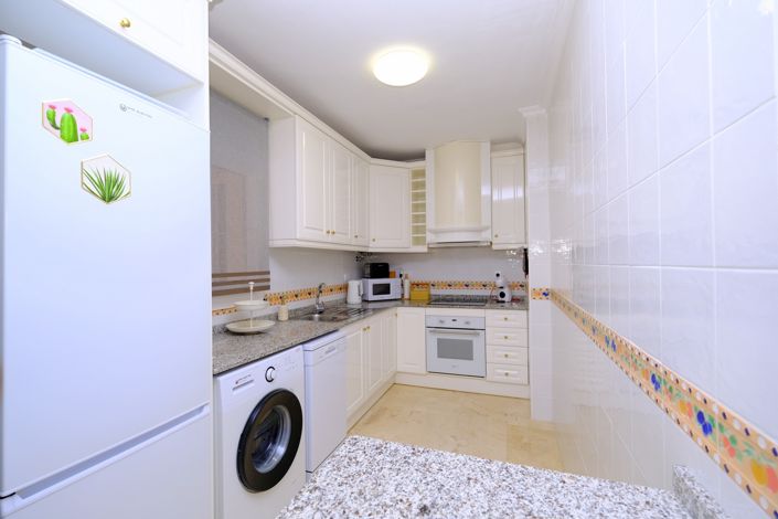 Image No.8-2 Bed Property for sale