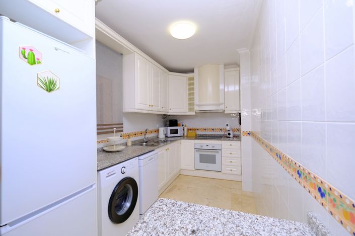 Image No.8-2 Bed Property for sale