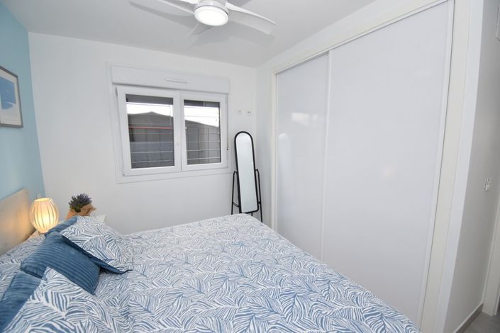 Image No.12-3 Bed Townhouse for sale