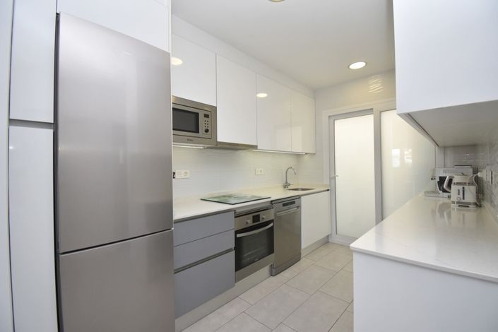 Image No.5-3 Bed Townhouse for sale