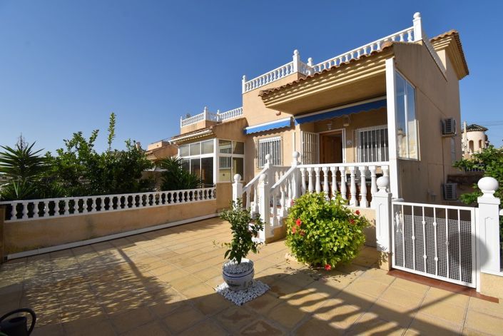 Image No.1-3 Bed Villa for sale