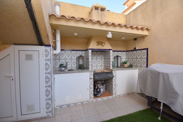 Image No.20-3 Bed Villa for sale