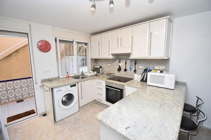 Image No.30-3 Bed Villa for sale