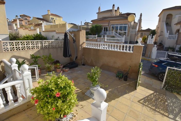 Image No.34-3 Bed Villa for sale