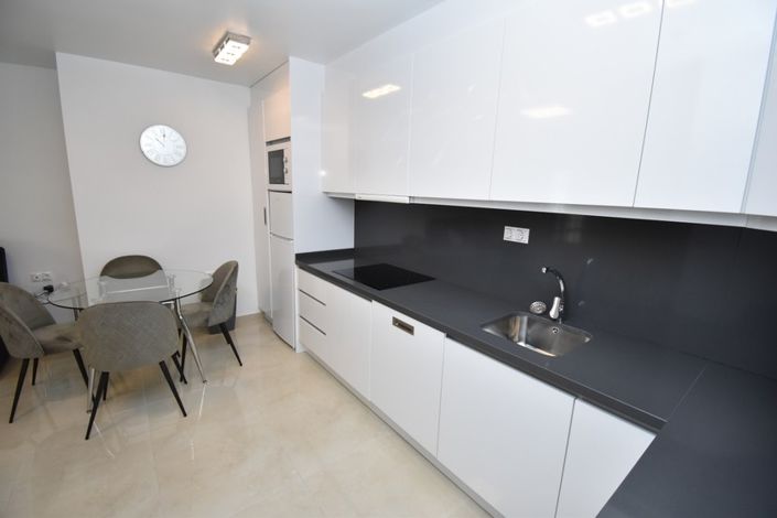 Image No.5-2 Bed Property for sale