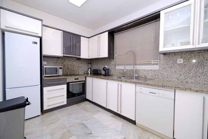 Image No.11-3 Bed Villa for sale