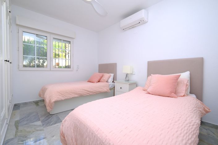 Image No.31-3 Bed Villa for sale