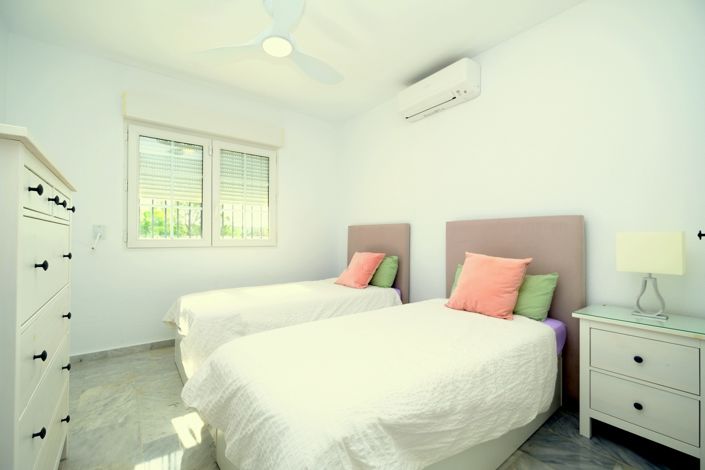 Image No.33-3 Bed Villa for sale