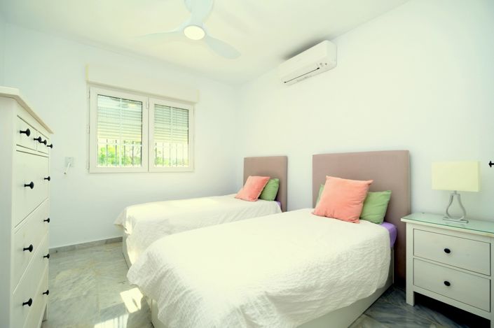 Image No.33-3 Bed Villa for sale