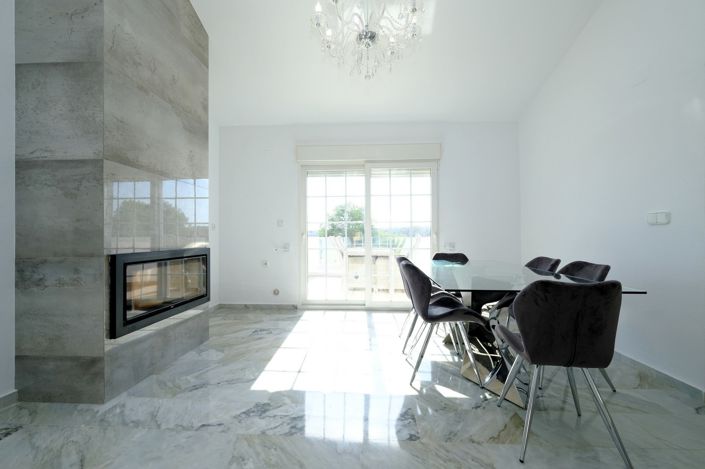 Image No.7-3 Bed Villa for sale