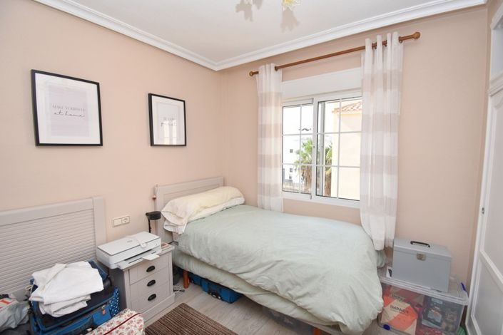 Image No.11-2 Bed Property for sale