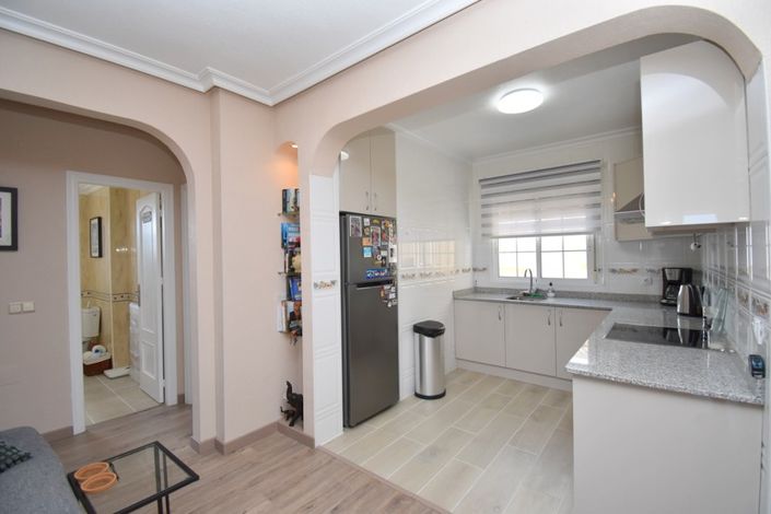 Image No.14-2 Bed Property for sale