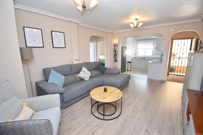 Image No.4-2 Bed Property for sale