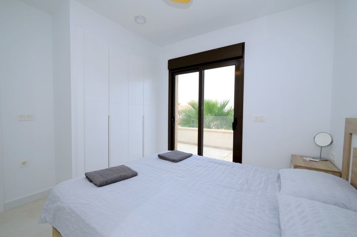 Image No.13-3 Bed Villa for sale