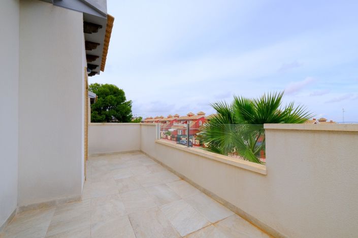 Image No.17-3 Bed Villa for sale