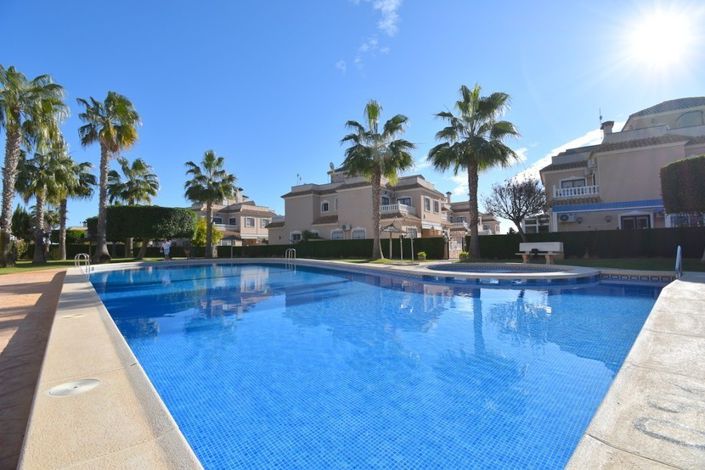 Image No.1-Maison de ville de 2 chambres à vendre à Cabo Roig