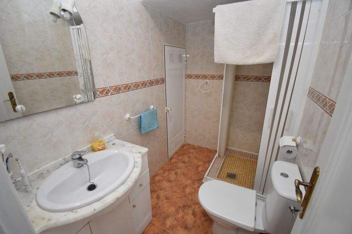 Image No.10-2 Bed Townhouse for sale