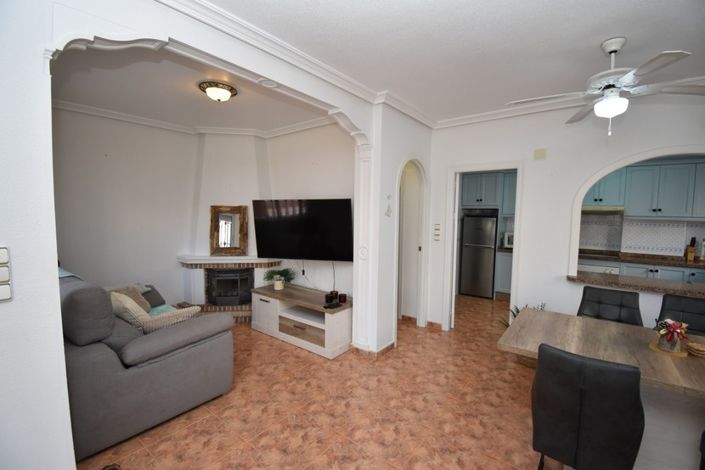 Image No.8-2 Bed Townhouse for sale