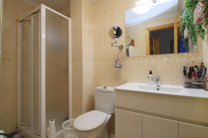 Image No.15-3 Bed Townhouse for sale